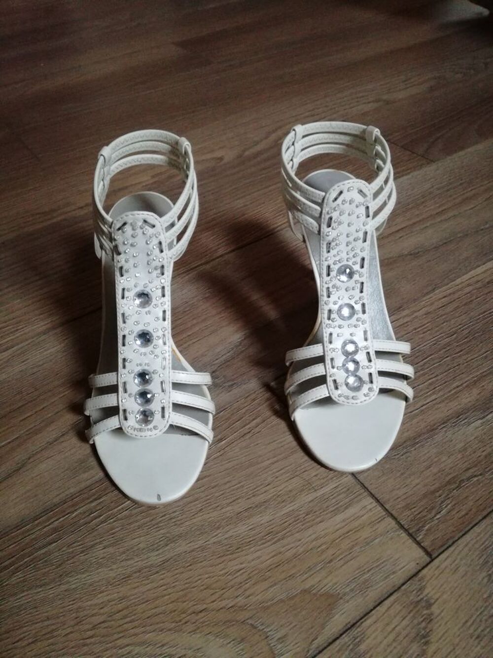 Chaussure &agrave; talon aiguille Chaussures