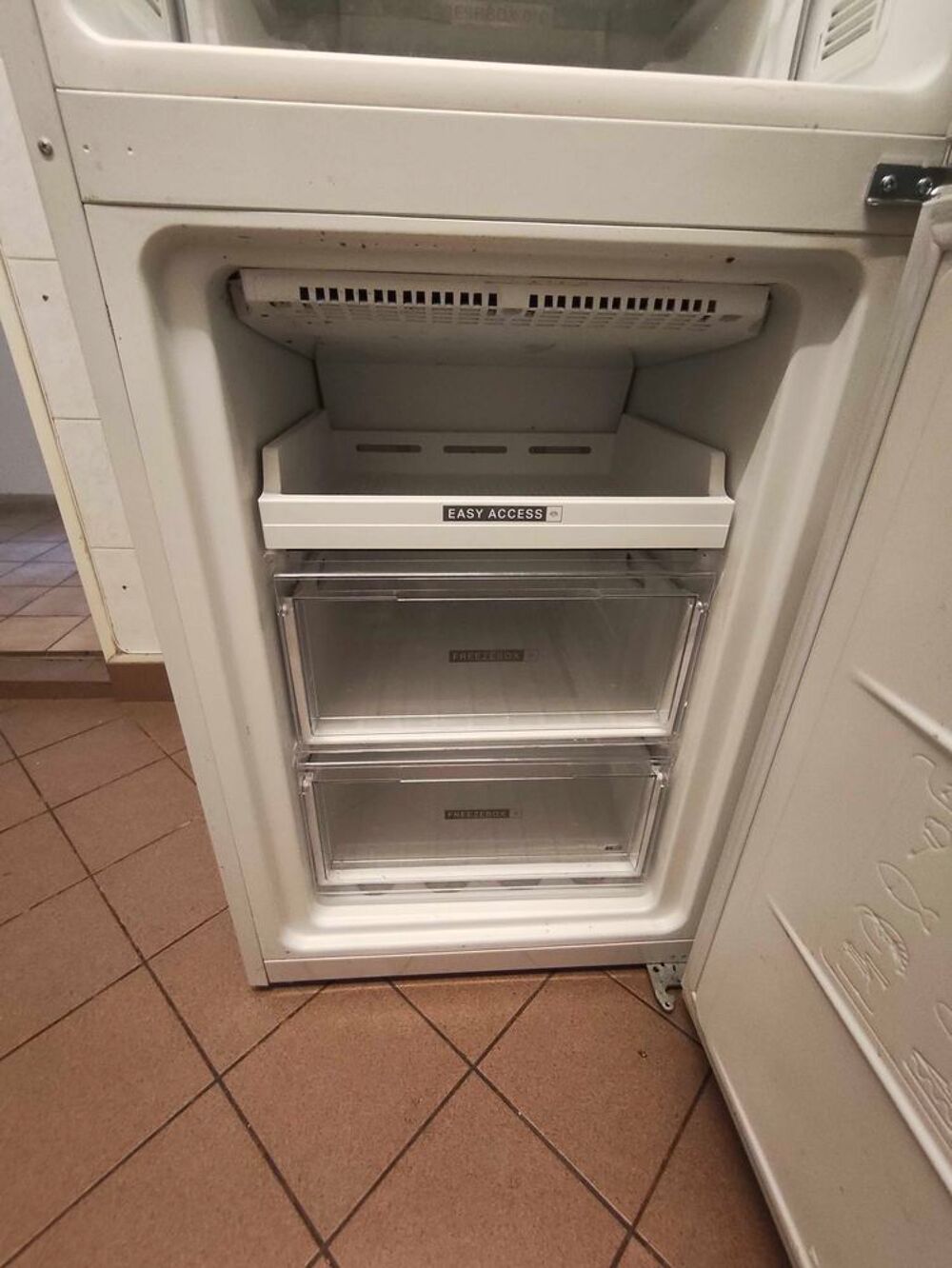 R&eacute;frig&eacute;rateur/Cong&eacute;lateur Electroménager