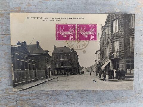 76. CPA YVETOT.  Pris de la Place des Halles  Rue Thiers 8 Yvetot (76)