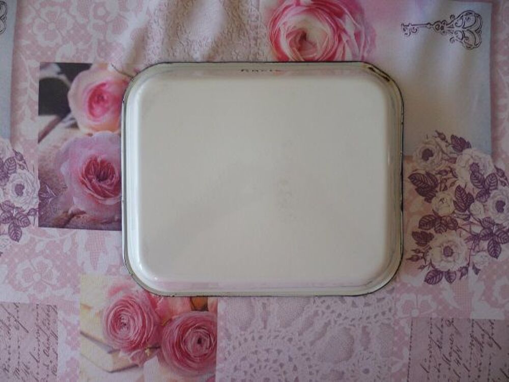 Plateau m&eacute;tal porcelaine Hopital vintage ancien brocante Dcoration