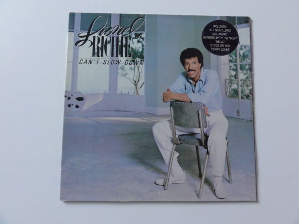 Vintage 1983 vinyle LIONEL RICHIE Can't slow down 33T 
CD et vinyles