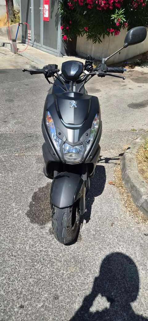Scooter PEUGEOT 2022 occasion Marseille 13014