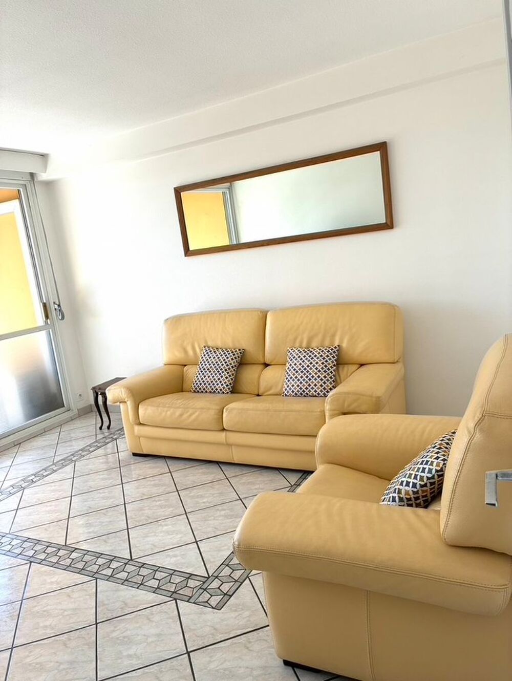 Location Colocation Colocation 3 grandes Chambres meublées 12-19m2 Tram-Métro CC Villeurbanne