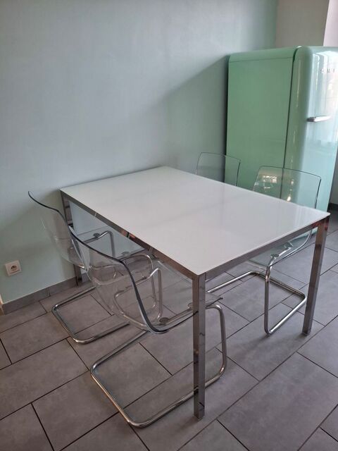Table en verre et 4 chaises 150 Abbeville (80)