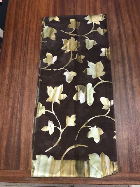 Foulard couleur marron / or motif   Feuilles   3 Saleilles (66)