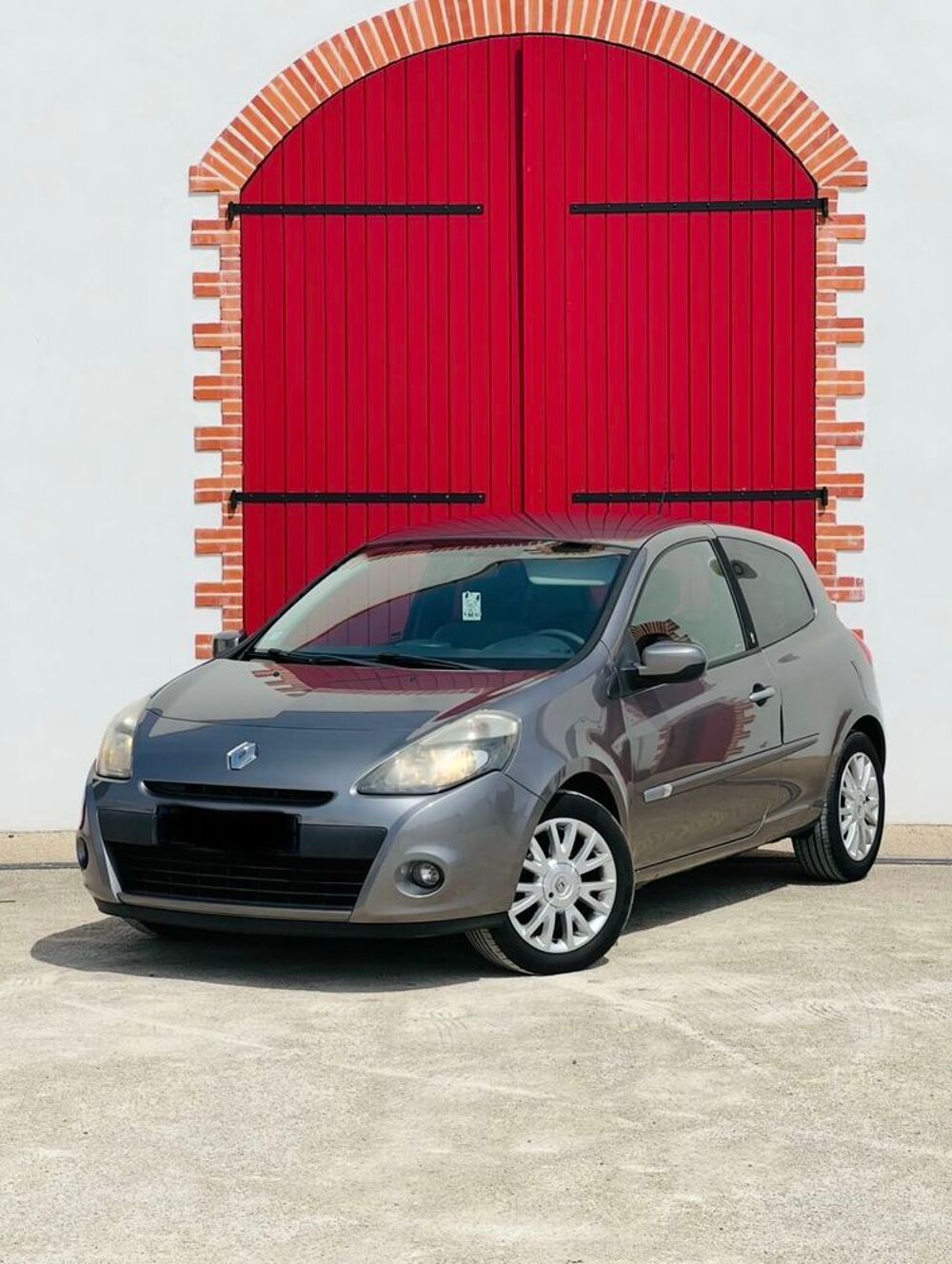 Clio 1.1 Night & Day 2011 occasion 85300 Challans