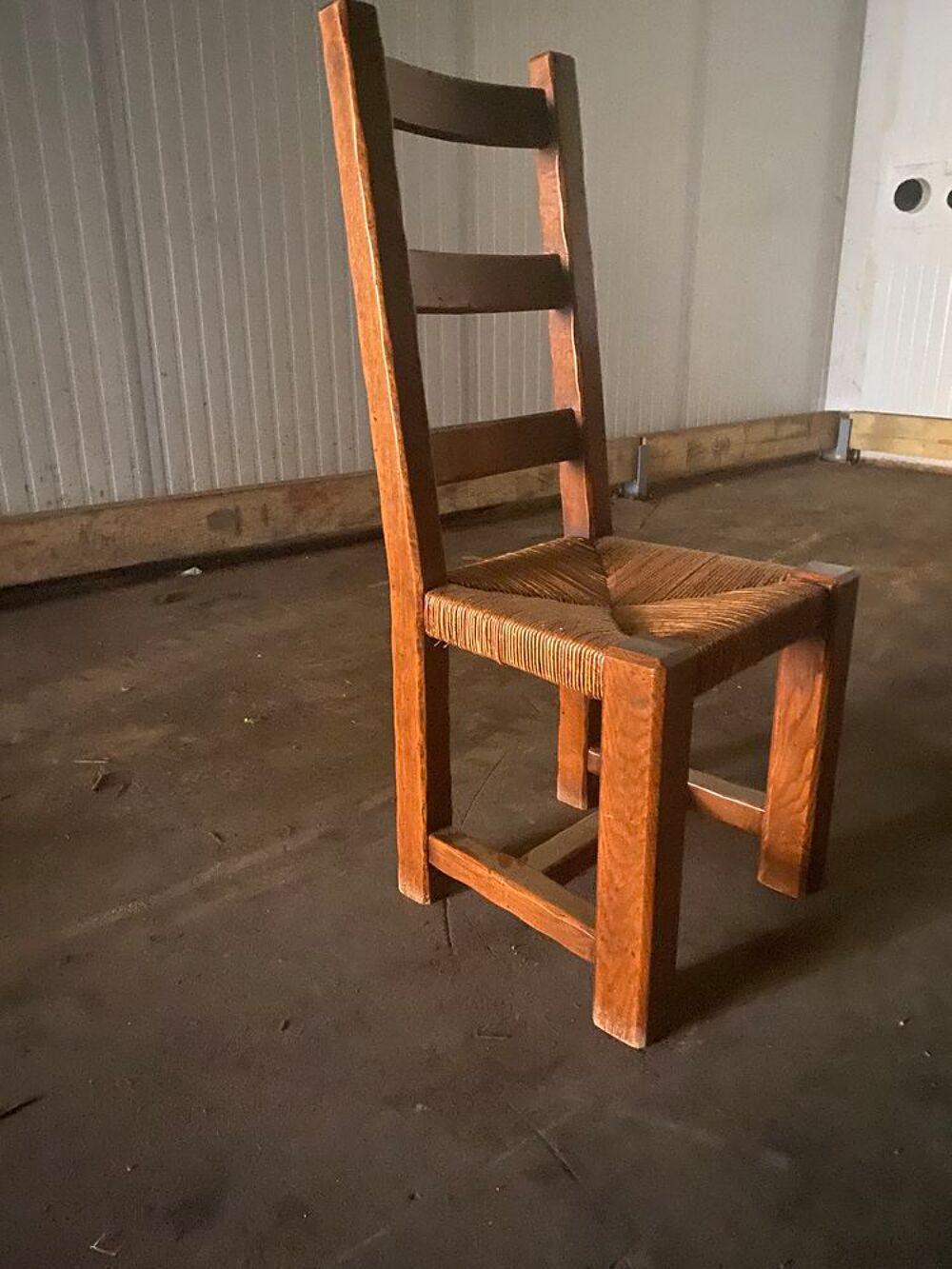  6 Chaises rustiques en ch&ecirc;ne massif pour salle &agrave; manger
Meubles