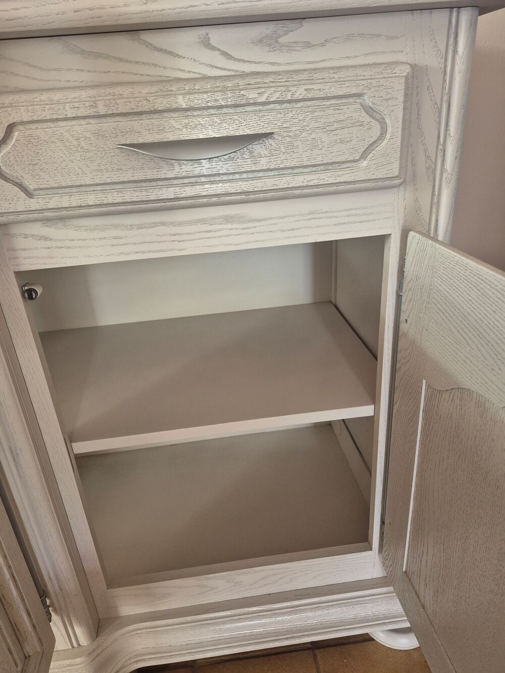 Meuble en ch&ecirc;ne Meubles