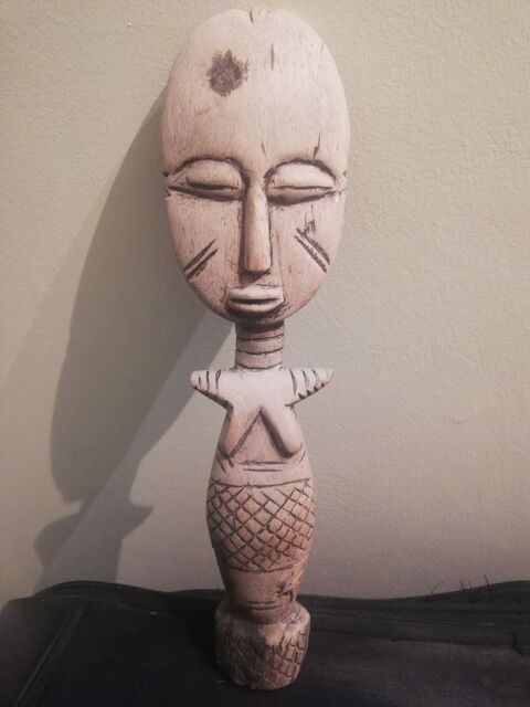 Poupee Afriquaine en bois 25 Paris 15 (75)