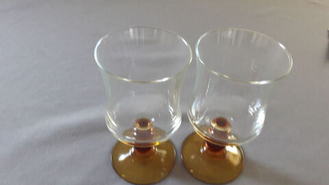 VERRES A EAU 5 Toulon (83)