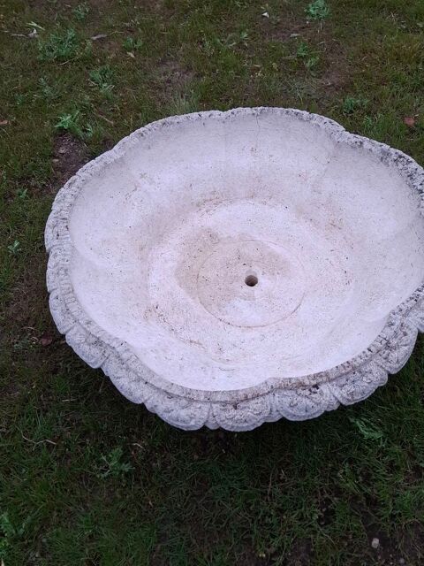 Grande Vasque d�corative Vaulx-en-Velin (69)