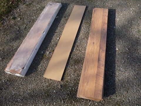 Parquet flottant
18 lattes de 129,5cm x 19cm 25 Castres (81)