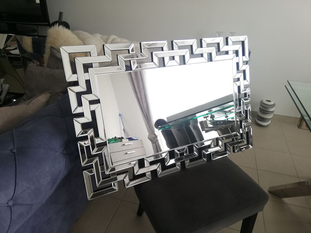 TR&Egrave;S BEAU MIROIR DE LUXE Dcoration