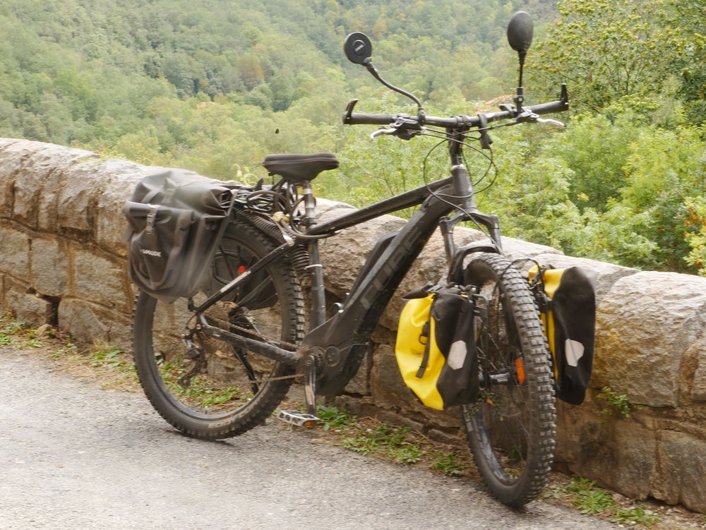 VAE electrique CUBE Vélos