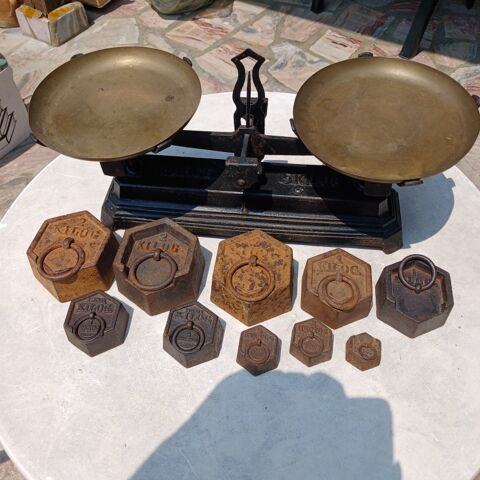 balance romaine ancienne 55 Vendeuvre-du-Poitou (86)