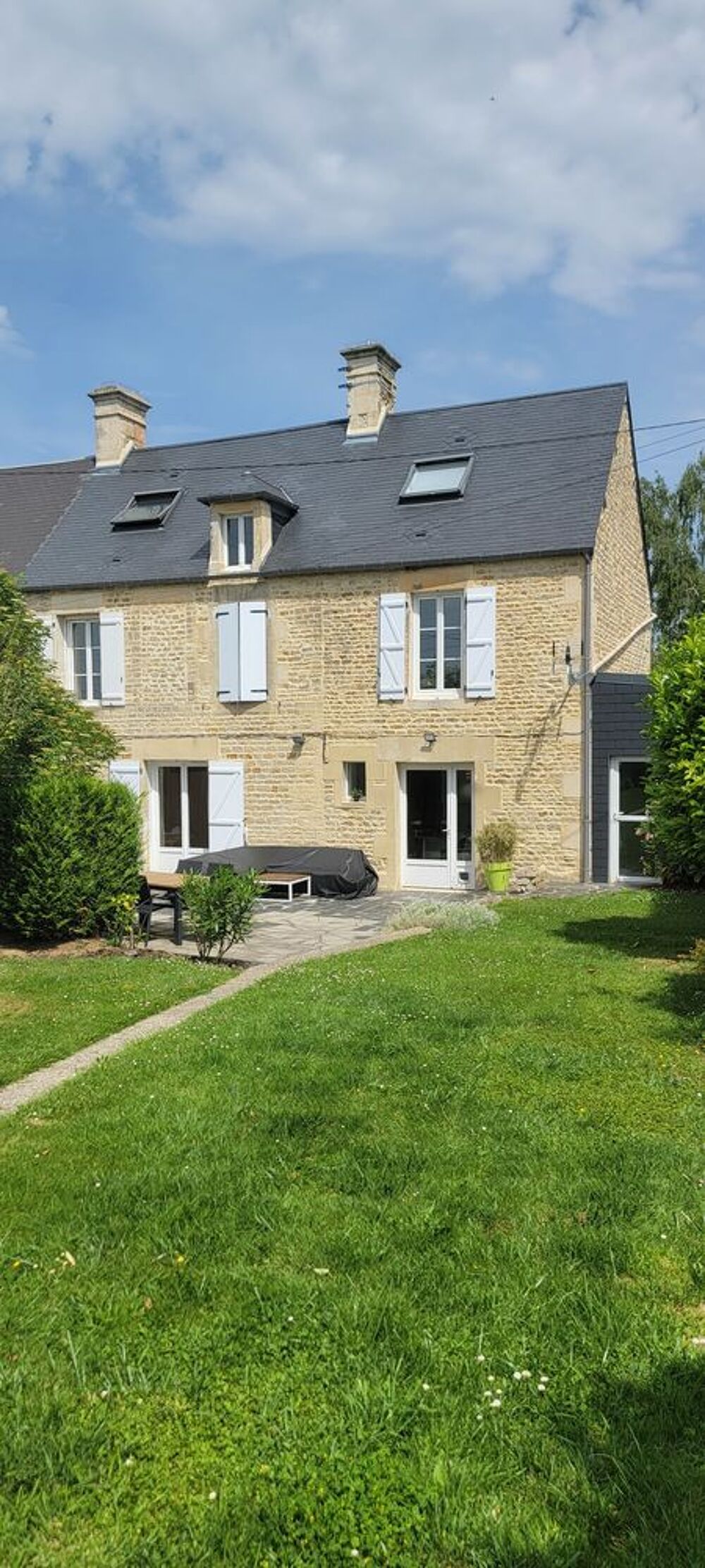 Vente Maison Maison 5 pièces 110m² Fontenay-le-pesnel