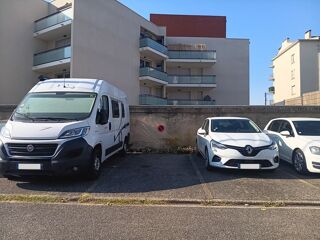  Parking / Garage à louer 5 m²