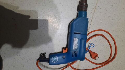 Perceuse percussion blacketdecker10� 10 Bordeaux (33)