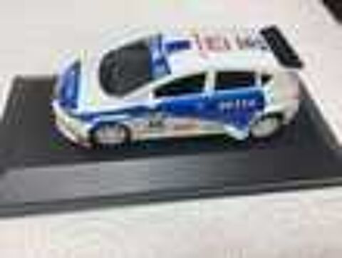 SEAT L&Eacute;ON 46 1/43 voiture miniature 