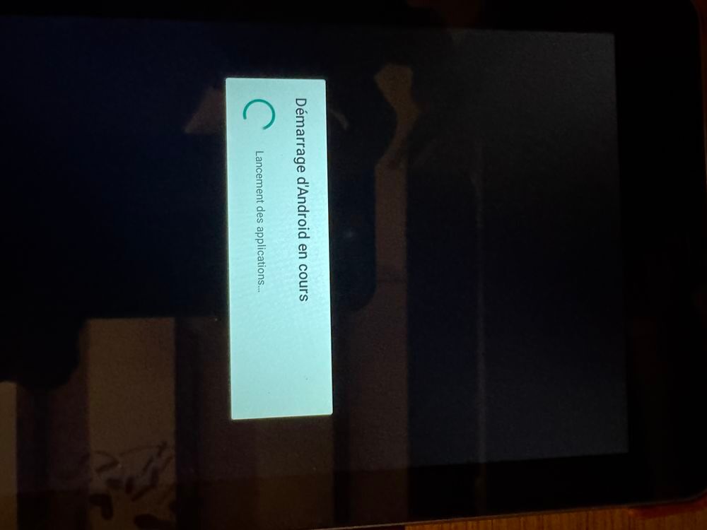 TABLETTE AZUS Téléphones et tablettes