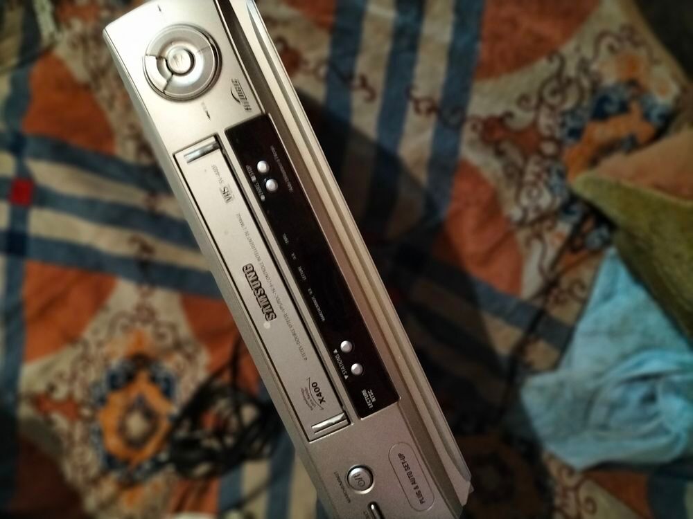 Lecteur VHS Samsung sans t&eacute;l&eacute;phone tr&egrave;s bon &eacute;tat Photos/Video/TV
