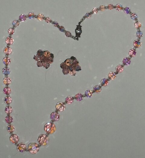 Parure collier et boucles d'oreilles 12 Montreuil (93)