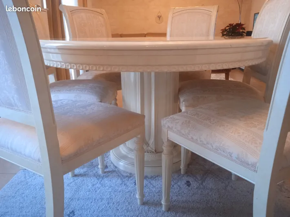 Table de salon et 6 chaises Meubles