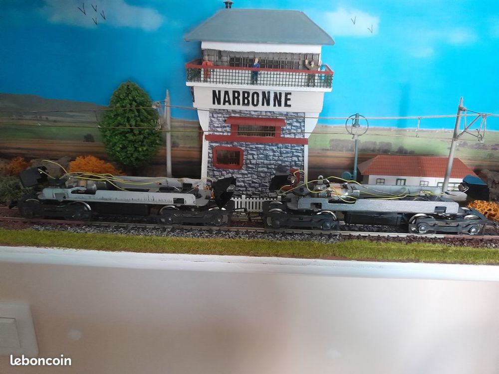 Ch&acirc;ssis motoris&eacute; complet pour loco BB JOUEF Jeux / jouets