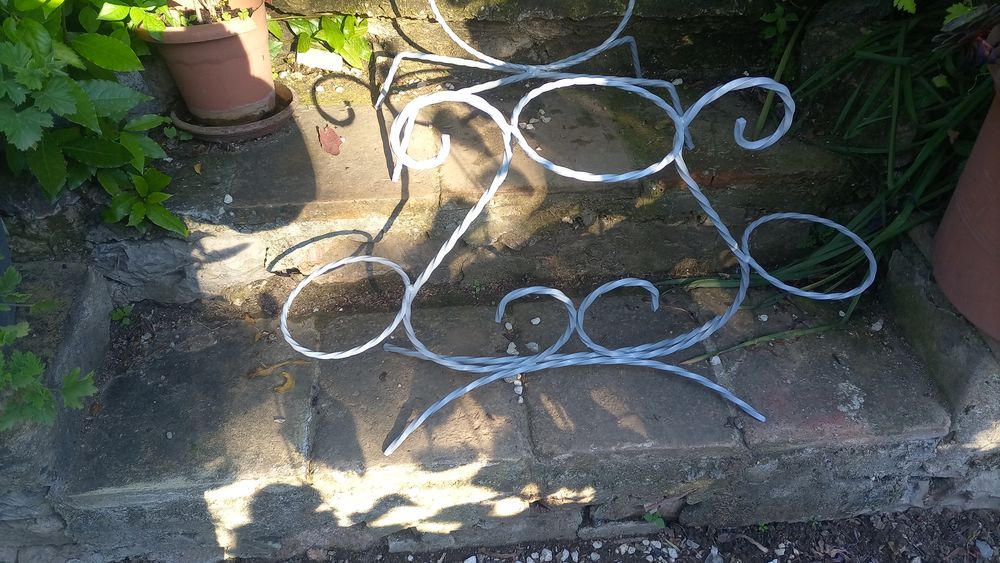 PORTE POTS DE FLEUR Jardin