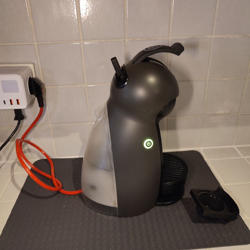 Machine &agrave; caf&eacute; Dolce Gusto Krups Electrom�nager