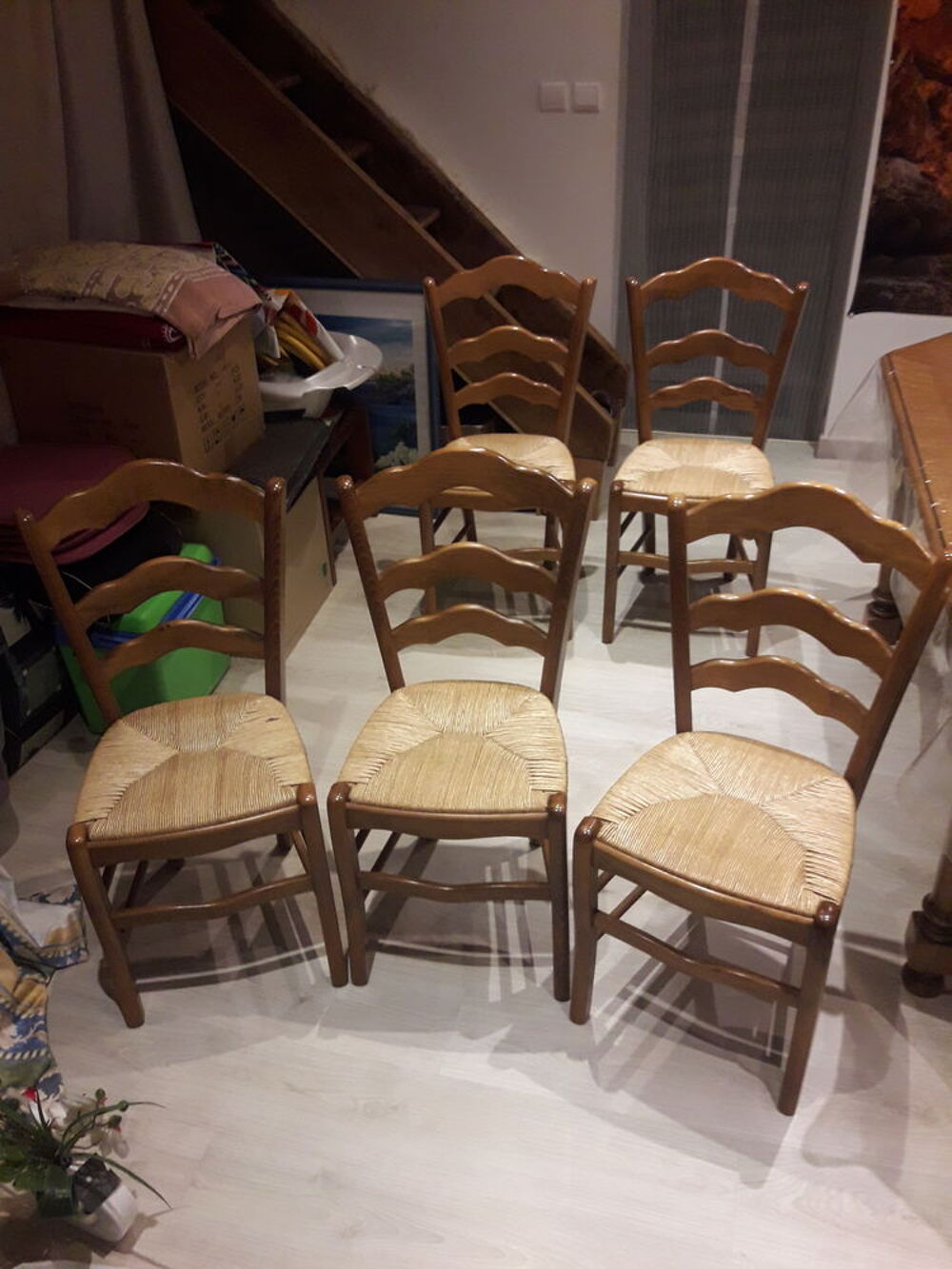 Table + 5 chaises assises paill&eacute;es en ch&ecirc;ne Meubles