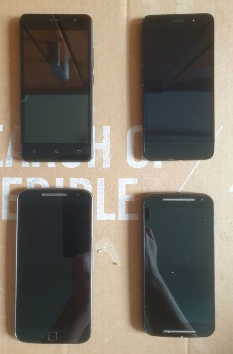 Lot smartphones 18 10 Paris 12 (75)
