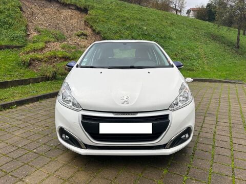 Peugeot 208 1.2 PureTech 68ch BVM5 Like 2017 occasion Anglet 64600
