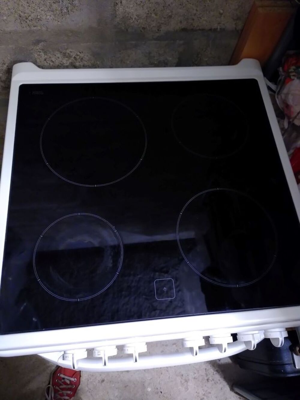 cuisini&egrave;re &eacute;lectrique BRANDT kvp660W Electroménager