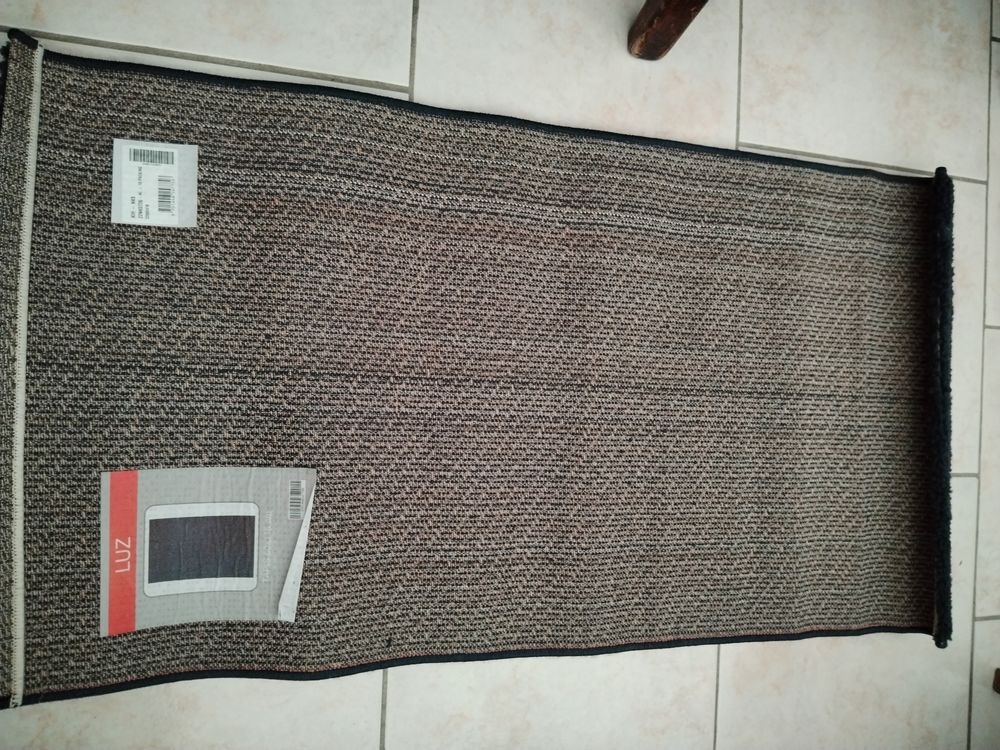 2 tapis bleu marine Décoration