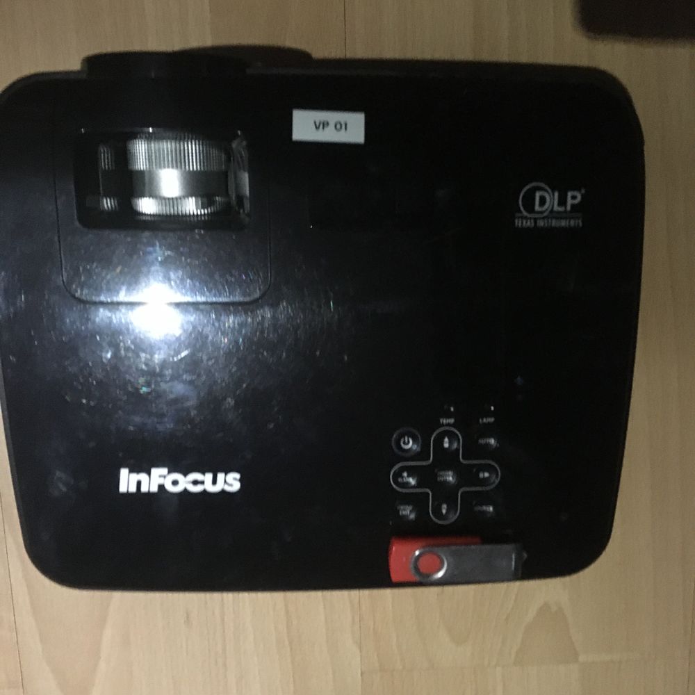 vid&eacute;oprojecteur IN 102 Infocus Photos/Video/TV