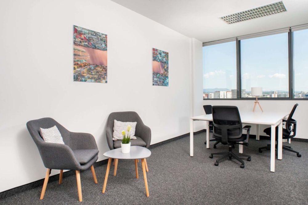   Trouvez un espace de bureau à Serris, Fantasia  pour 3 personnes où tout est pris en charge 