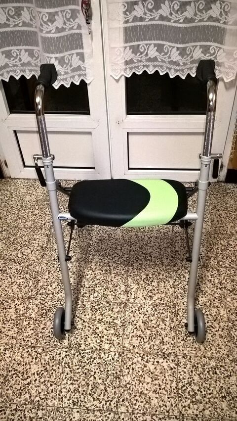 Dambulateur INVACARE ACTIO 2. 15 Flers-en-Escrebieux (59)