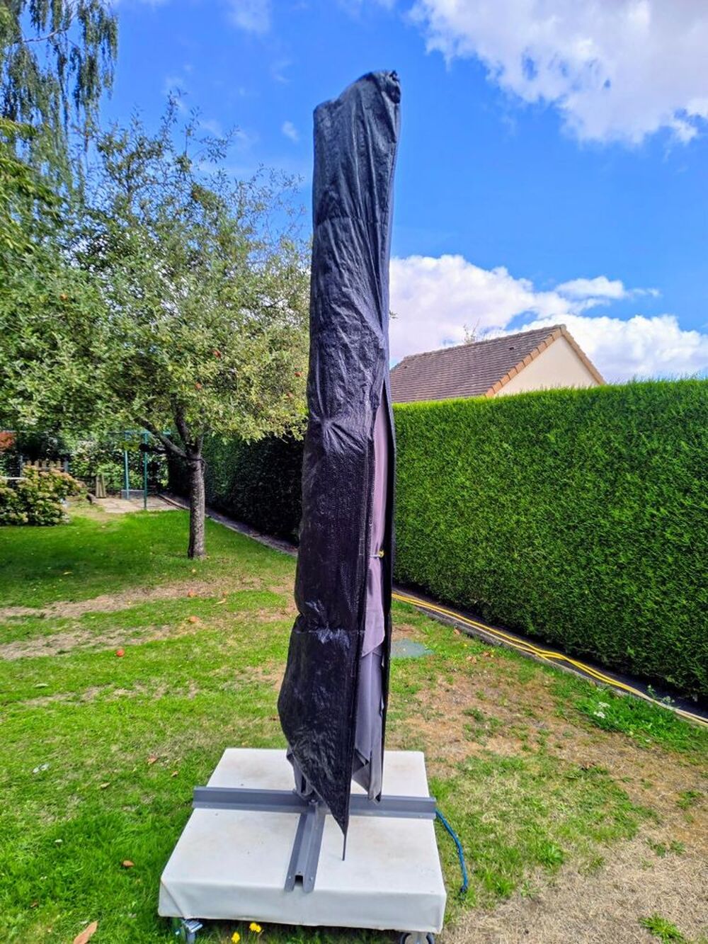 Parasol d&eacute;port&eacute; 4 x 4 Jardin