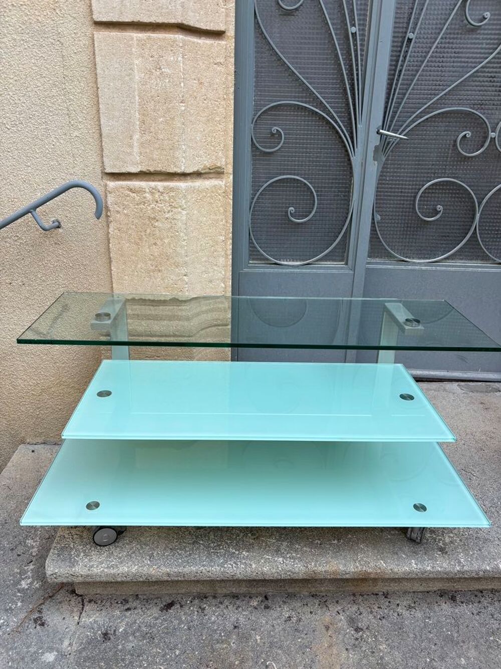 meuble t&eacute;l&eacute; Meubles