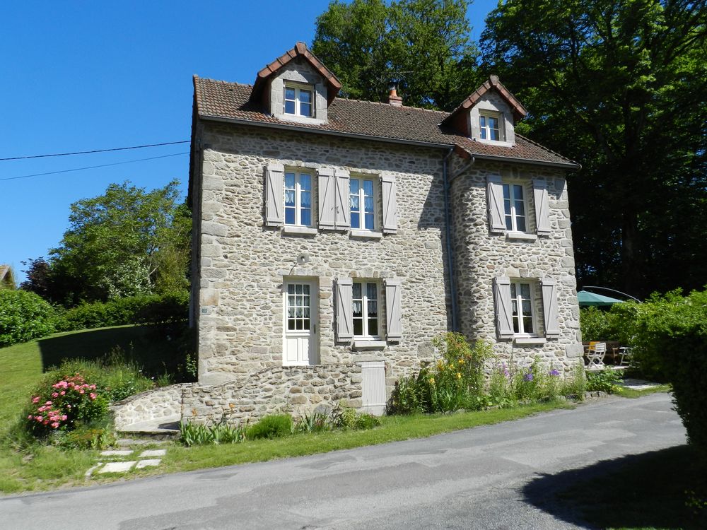 Maison 5 pièces 125 m² · à Saint-Léger-le-Guérétois · 125 m² · 200 000 €