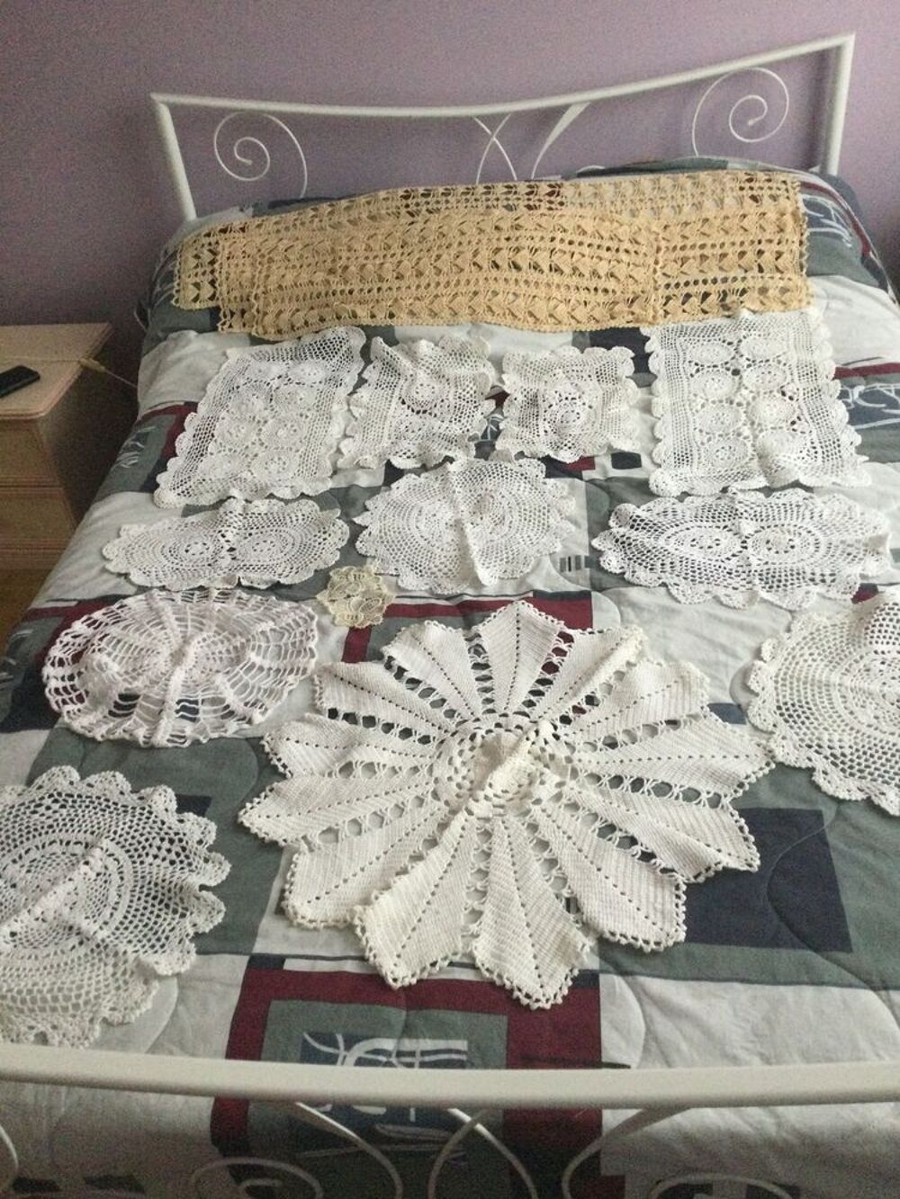 Napperons diff&eacute;rents mod&egrave;les et tailles Décoration