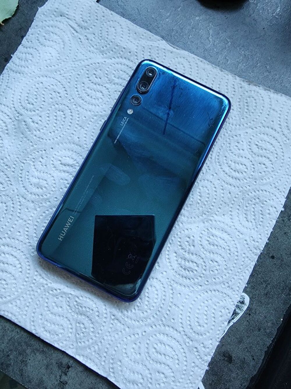 P20Pro Bleu 128 g 80euros Téléphones et tablettes