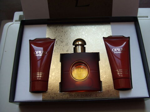 Coffret de parfum Opium Yves Saint Laurent Rouge 50 Le Brouilh-Monbert (32)