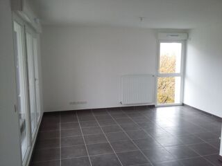  Appartement à louer 3 pièces 69 m²