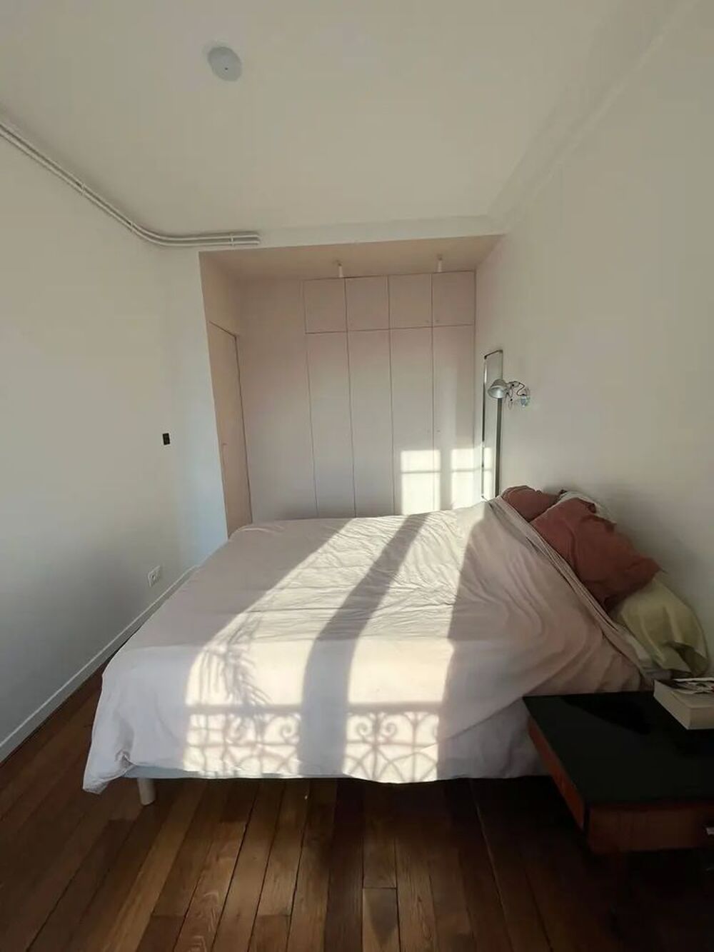 Location Appartement Appartement 58m, traversant et balcon filant Paris 18