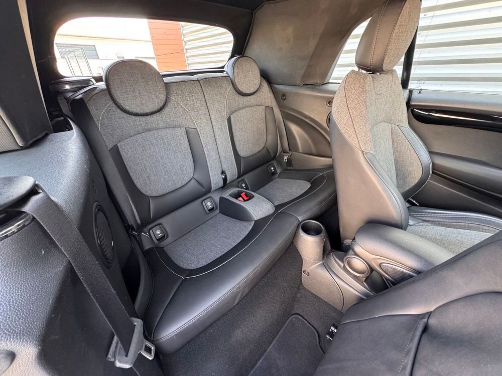 One Cabriolet 102 ch Edition Heddon Street 2018 occasion 84290 Sainte-C&eacute;cile-les-Vignes