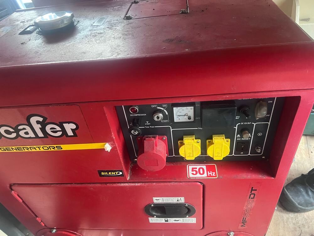 Groupe &eacute;lectrog&egrave;ne, puissant Bricolage