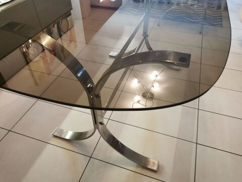 Table ovale verre fum 6-8 pers 150 Annecy (74)