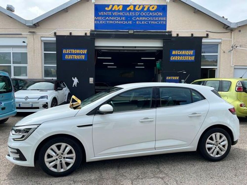 Megane IV M&eacute;gane IV Berline Blue dCi 115 Business Intens 2021 occasion 42700 Firminy